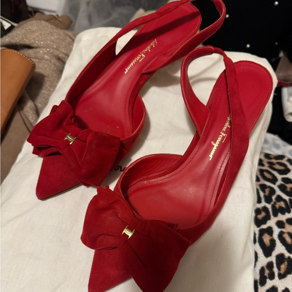 Salvatore red tiny heel